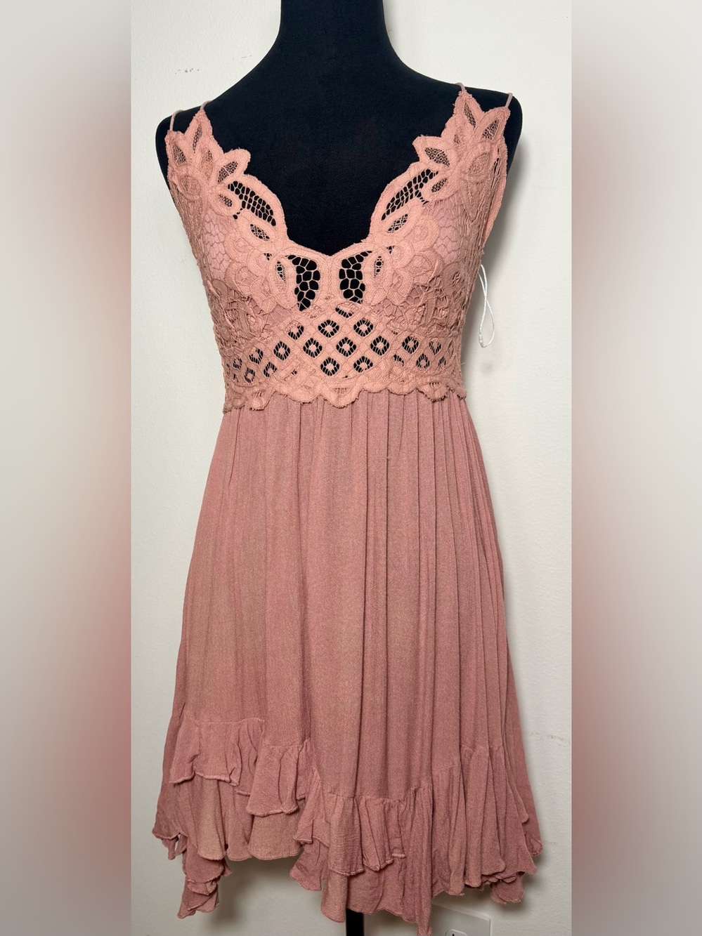 Free People FP ONE Adella Mini Dress Dusty Rose Mauve Lace Crochet Strap
